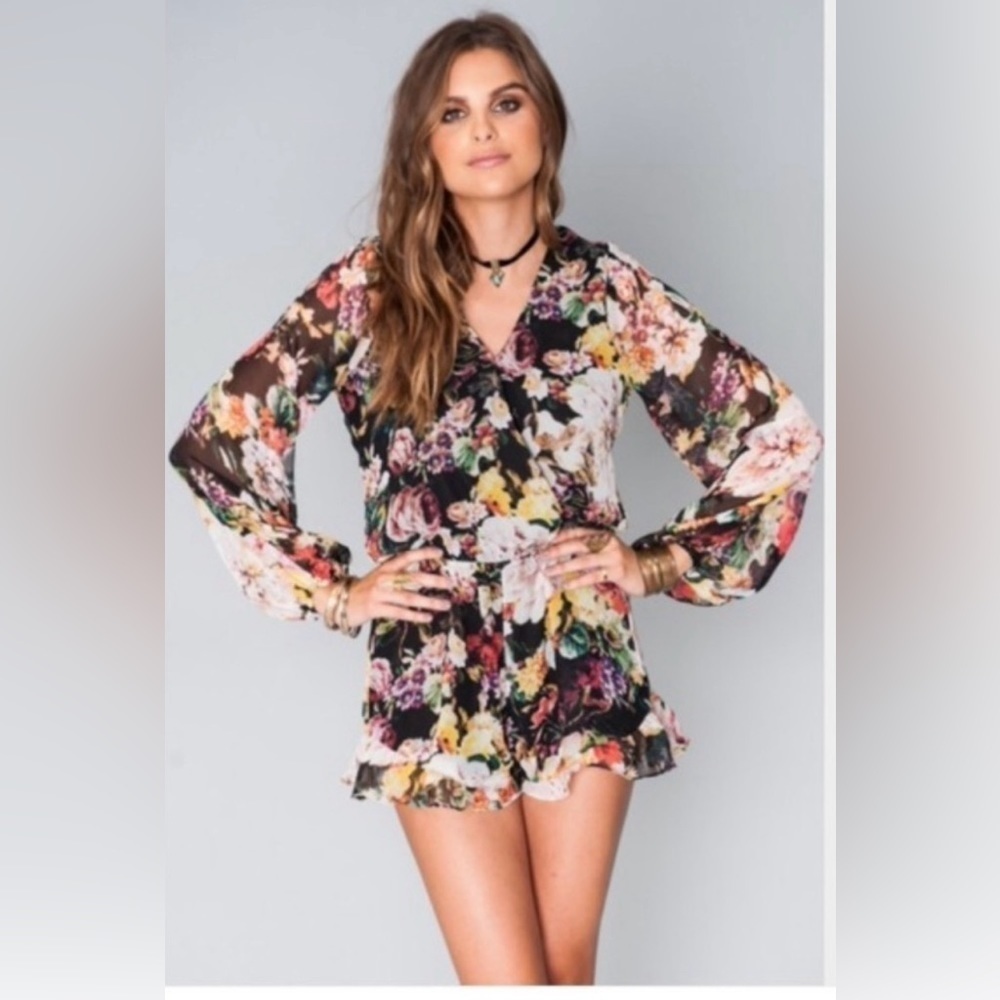 Women’s Show Me Your Mumu Floral Frill Ruffle Lined Plunge Neck Romper Size L
